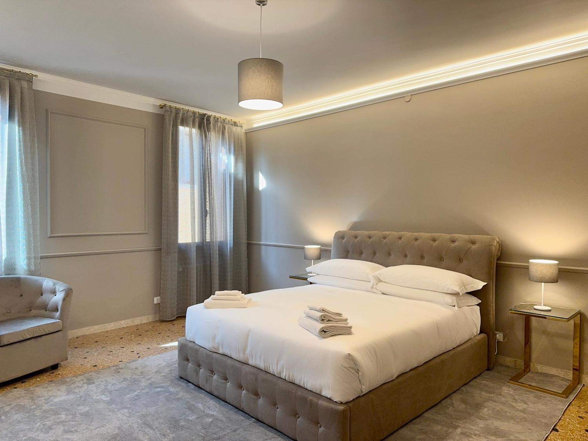San Vio Palace Luxury Apartment Venedig