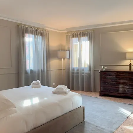 San Vio Palace Luxury Apartments Venice Exterior photo